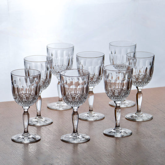 8 verres anciens ciselure goutte et diamant