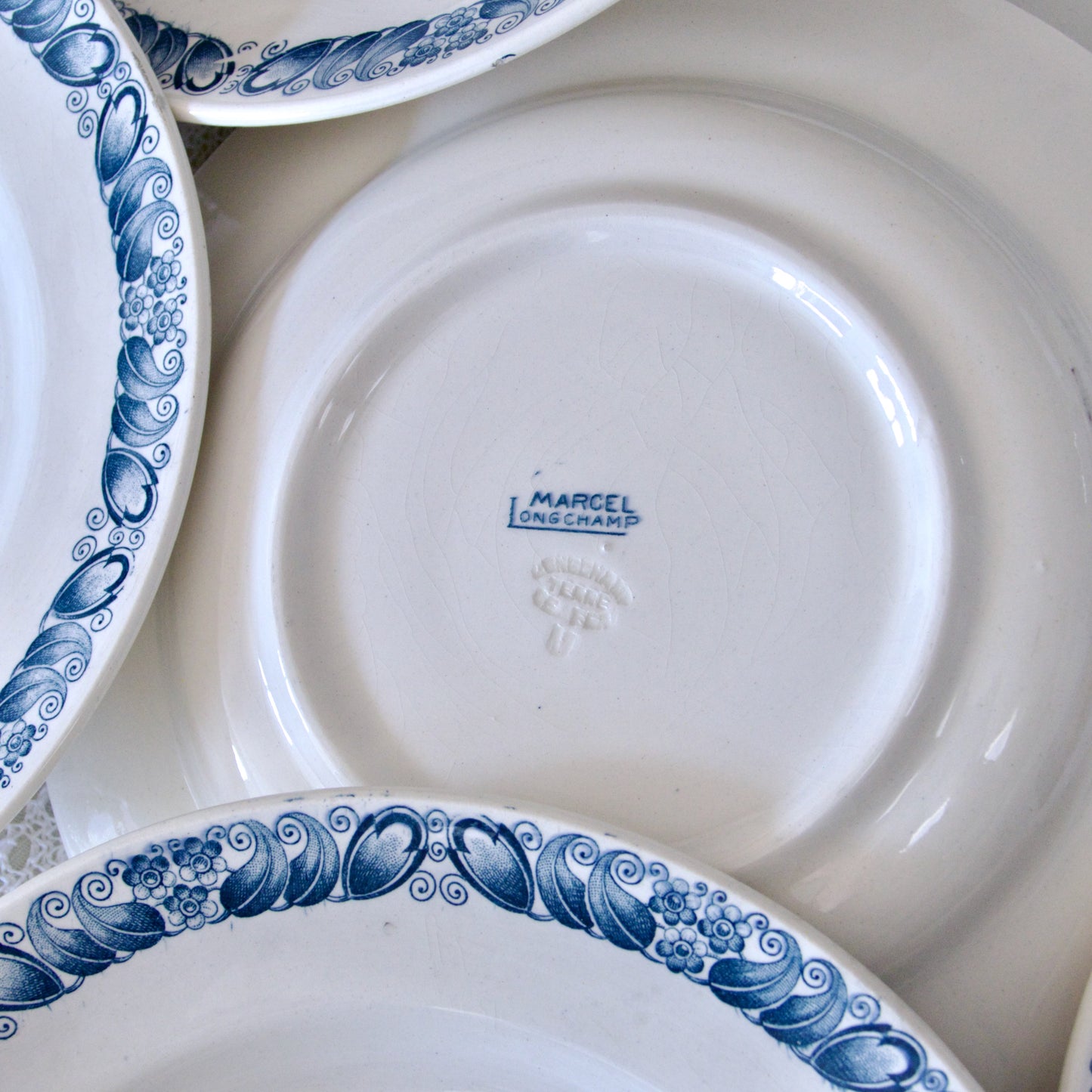 9 grandes assiettes Longchamp "Marcel" - terre de fer