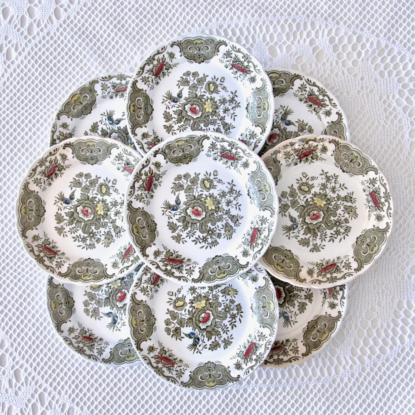 9 assiettes Ridgway Staffordshire Windsor
