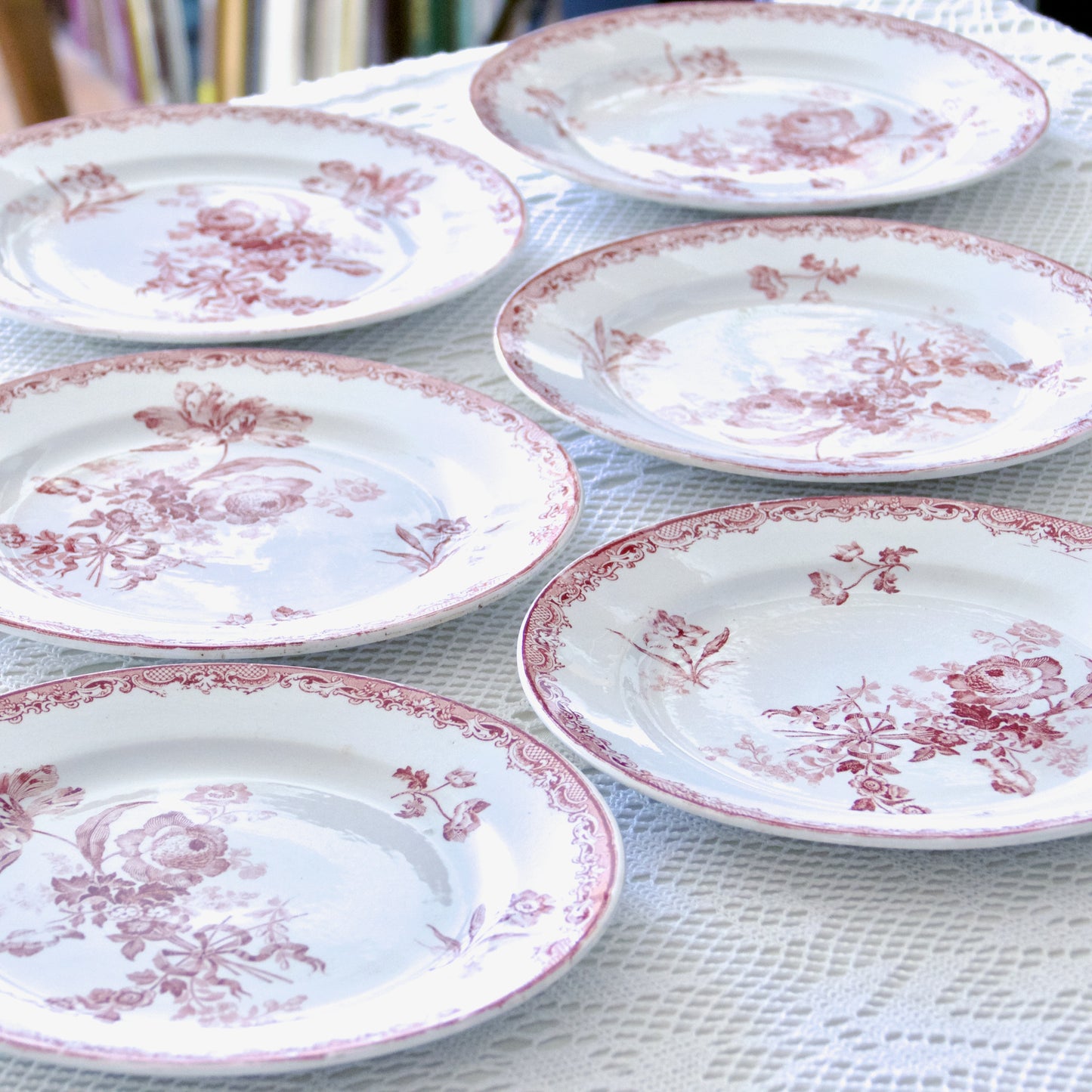 6 assiettes plates Sarreguemines "Fontanges" - terre de fer rose