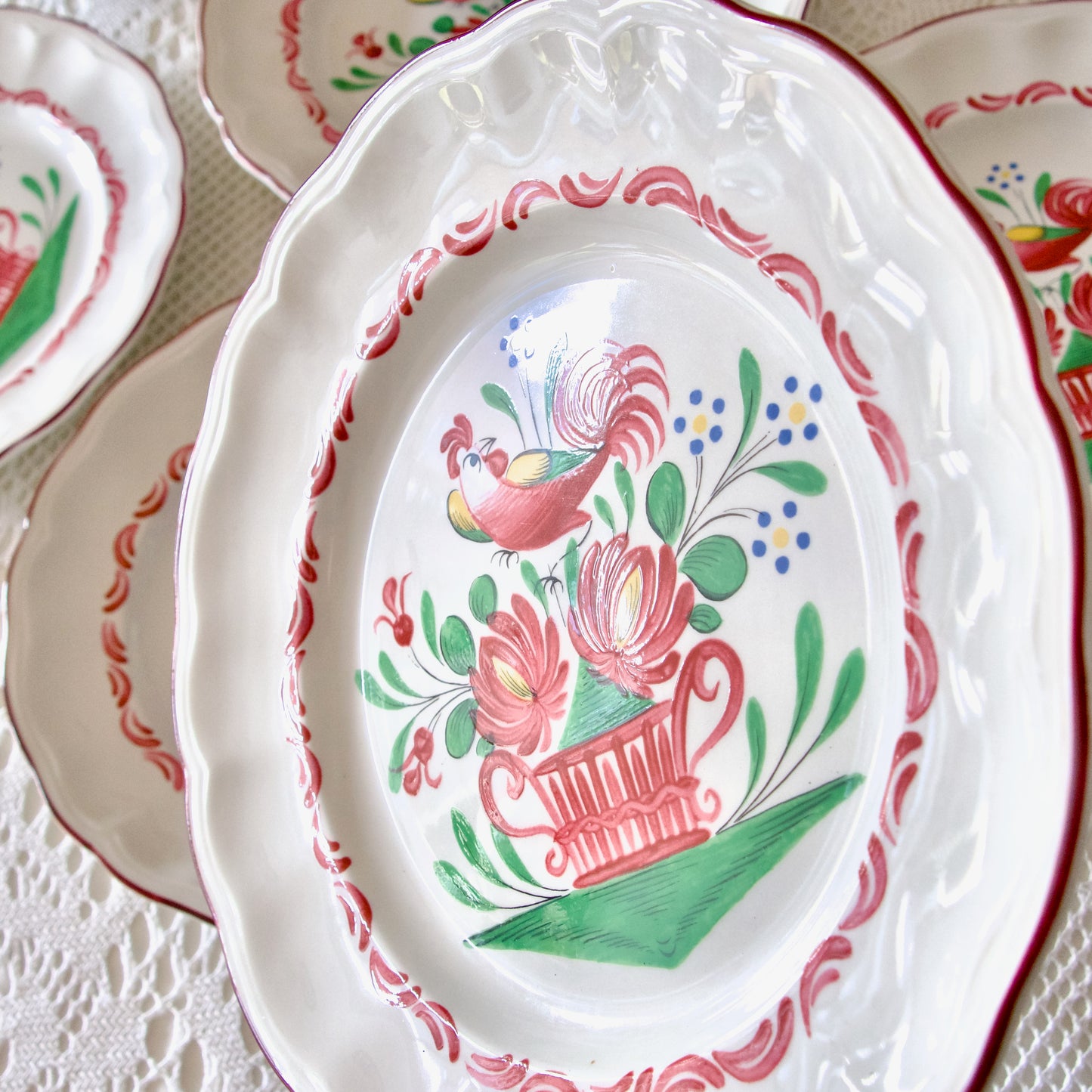 12 assiettes plates anciennes St Clément décor coq