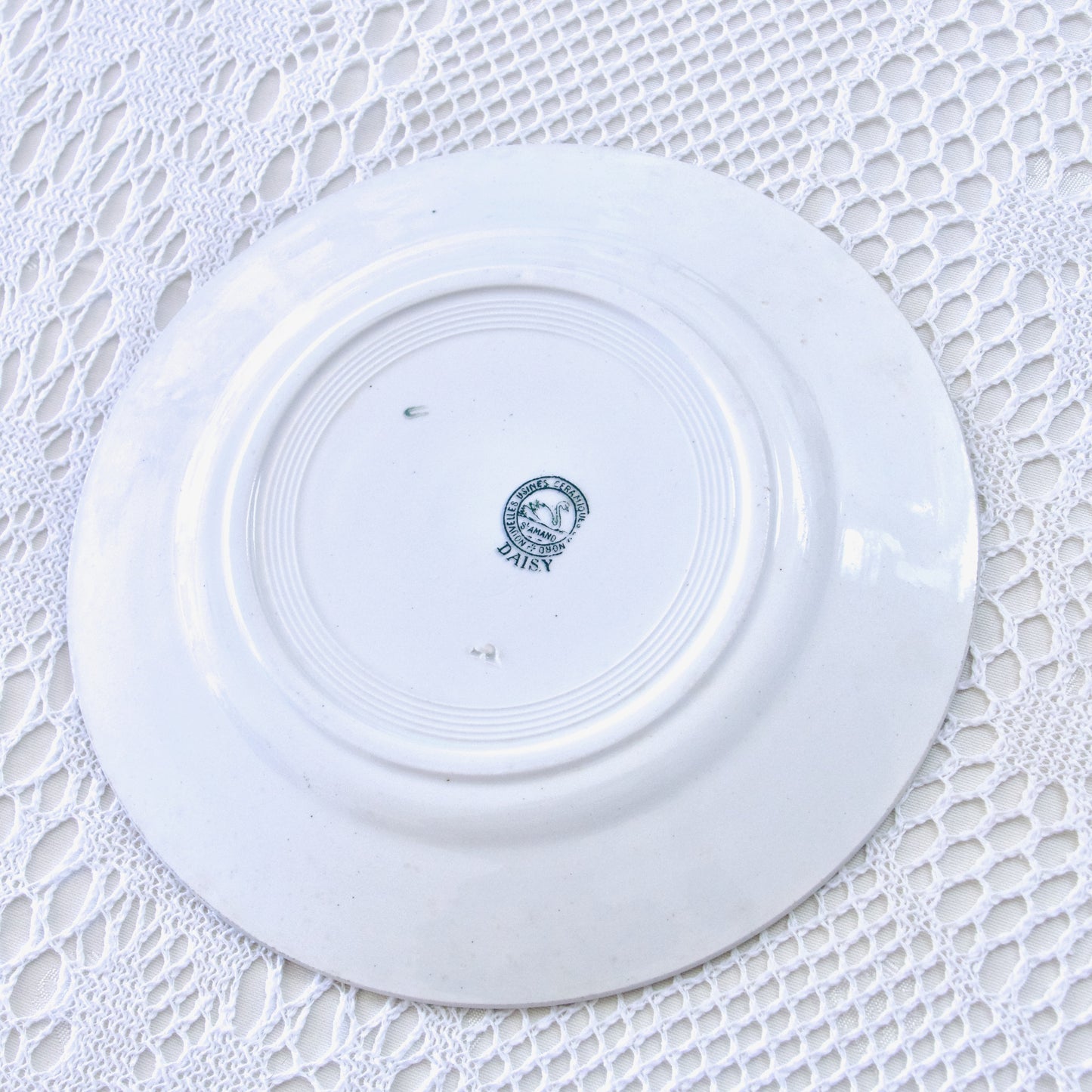 Assiette plate St Amand "Daisy" - terre de fer