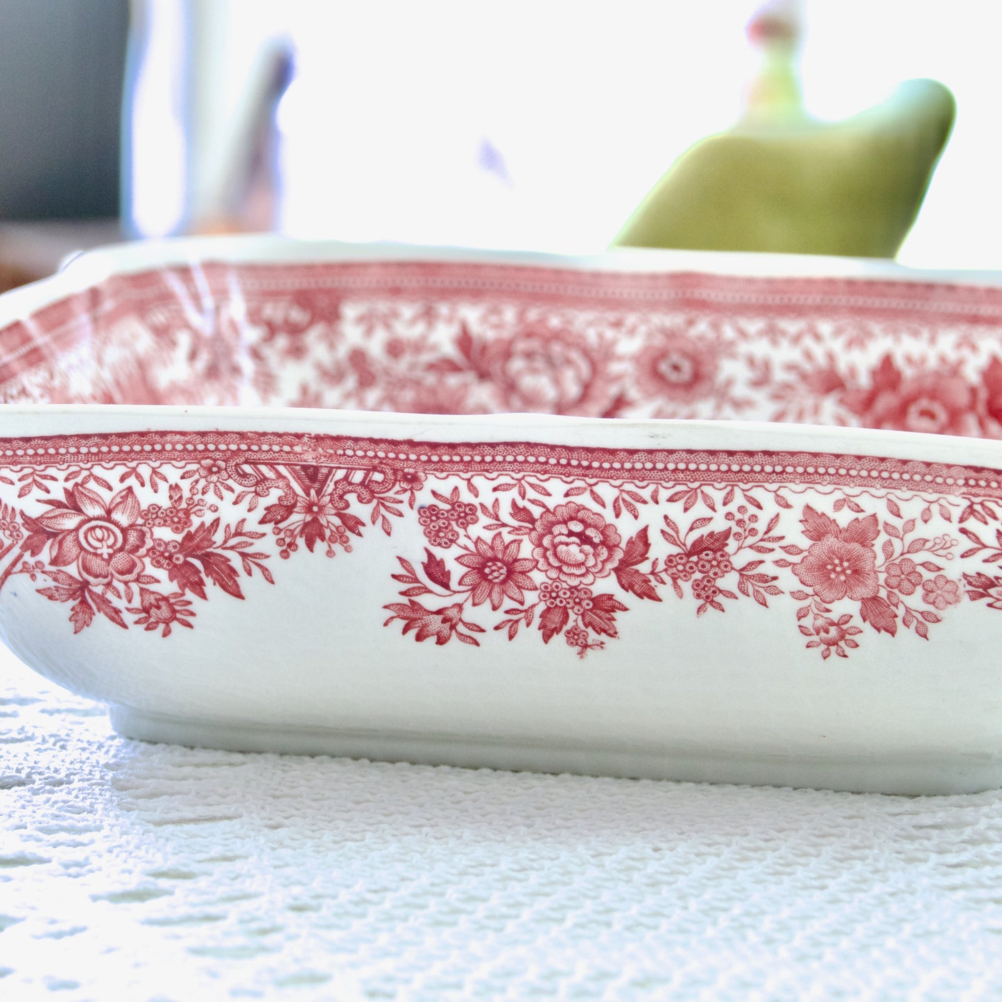 Plat creux carré Villeroy & Boch "Fasan" modèle rouge