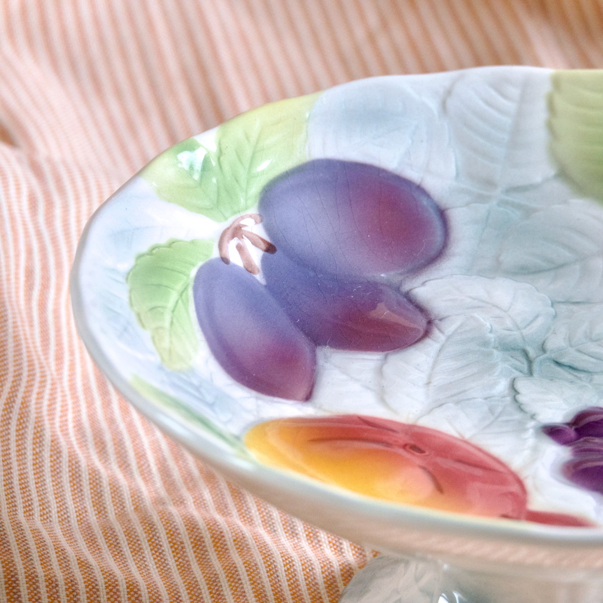 Plat à compartiments Vallauris décor fruits de mer Barbotine citron - Arts de la table Plat à compartiments Vallauris décor fruits de mer Barbotine citron - Arts de la table
