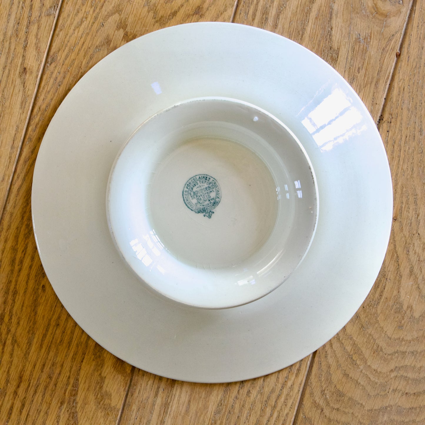 Plat sur piédouche de Noël de 1920 Emile Bourgeois Drouot Paris