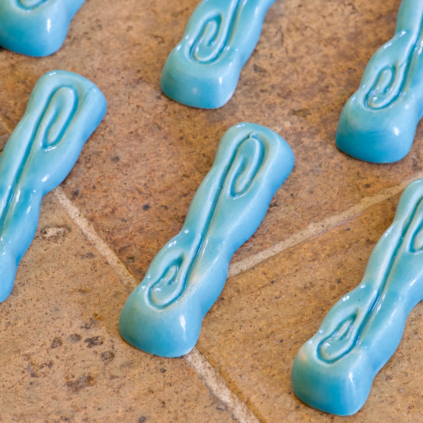 Porte-couteaux Art Deco en céramique turquoise