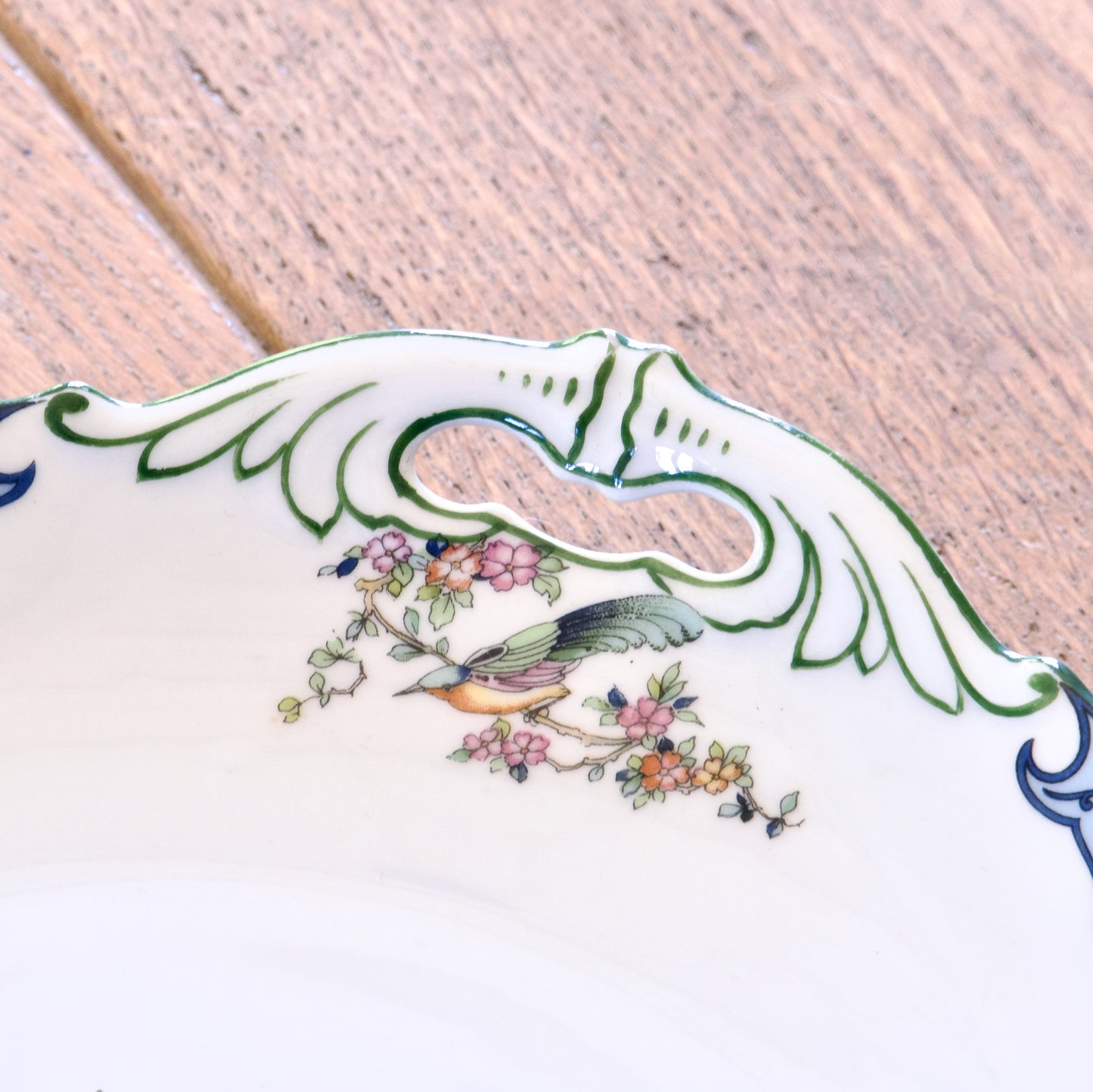 Service Altrohlau en porcelaine décor oiseaux - papillons - coq 1930