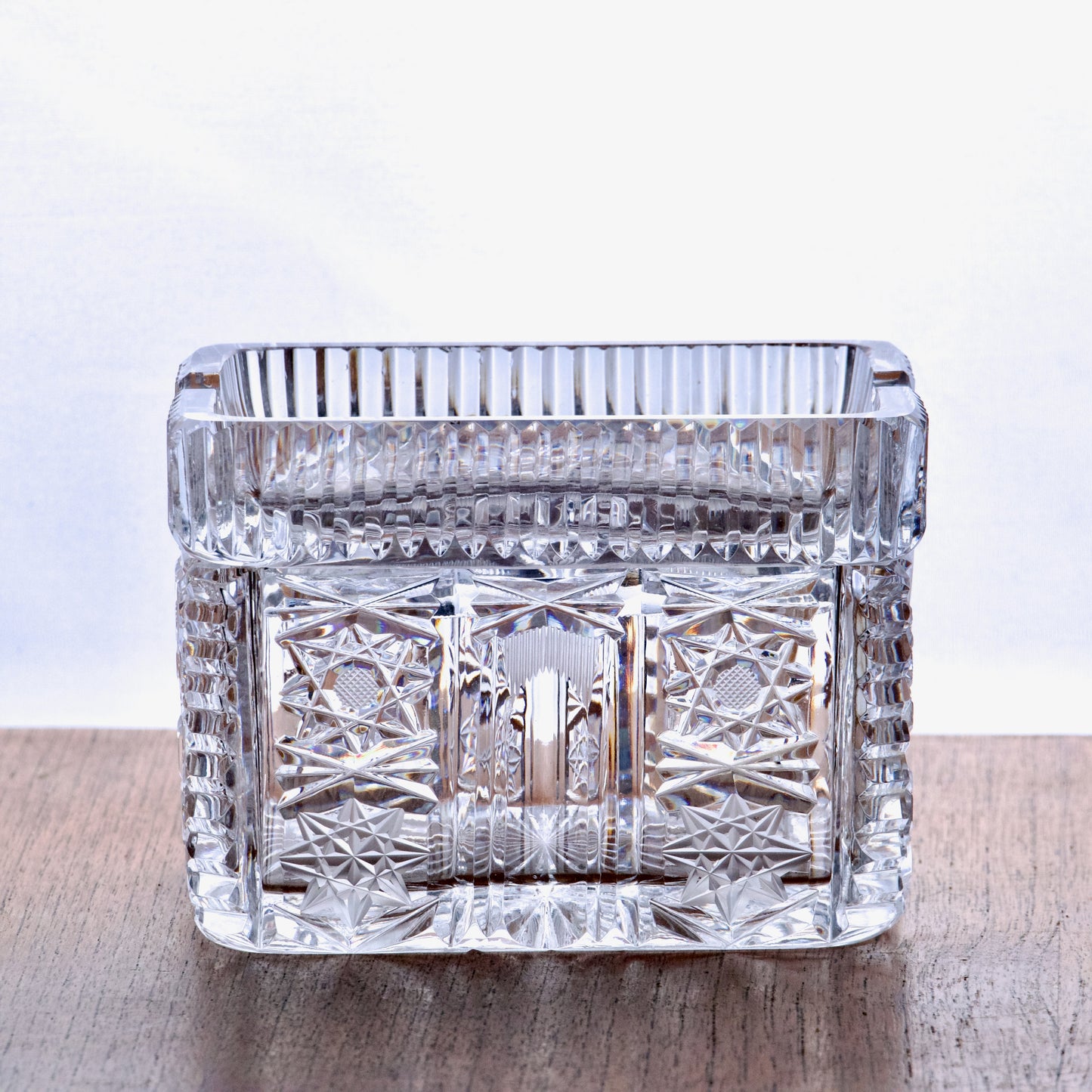 Tabatière / boîte ancienne en cristal