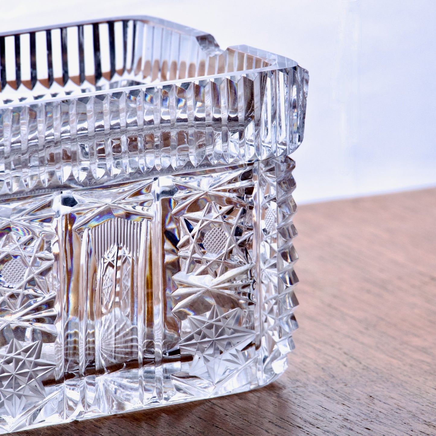 Tabatière / boîte ancienne en cristal