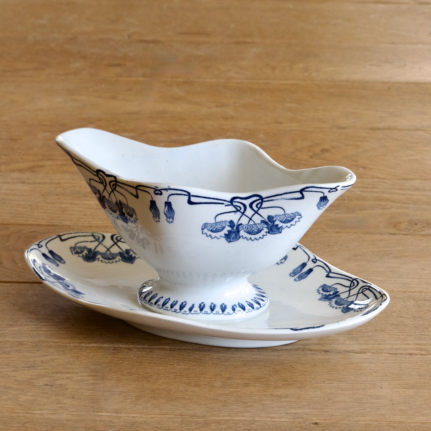 Saucière XIXe Gien collection "Nénuphar" - terre de fer