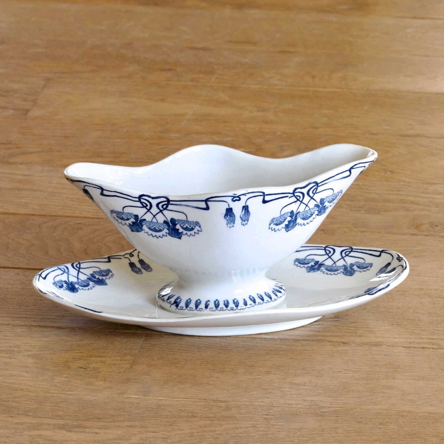 Saucière XIXe Gien collection "Nénuphar" - terre de fer