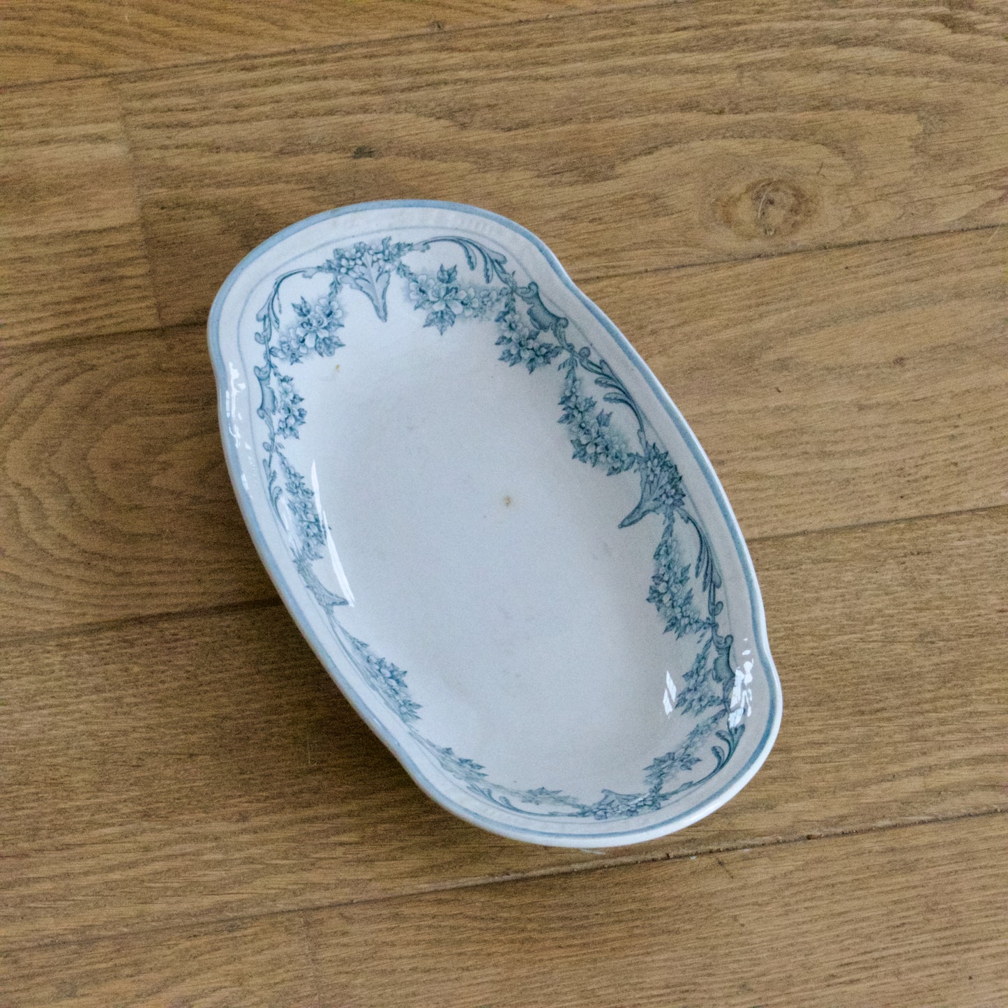 Ravier XIXe Sarreguemines collection "Louis XVI" - terre de fer