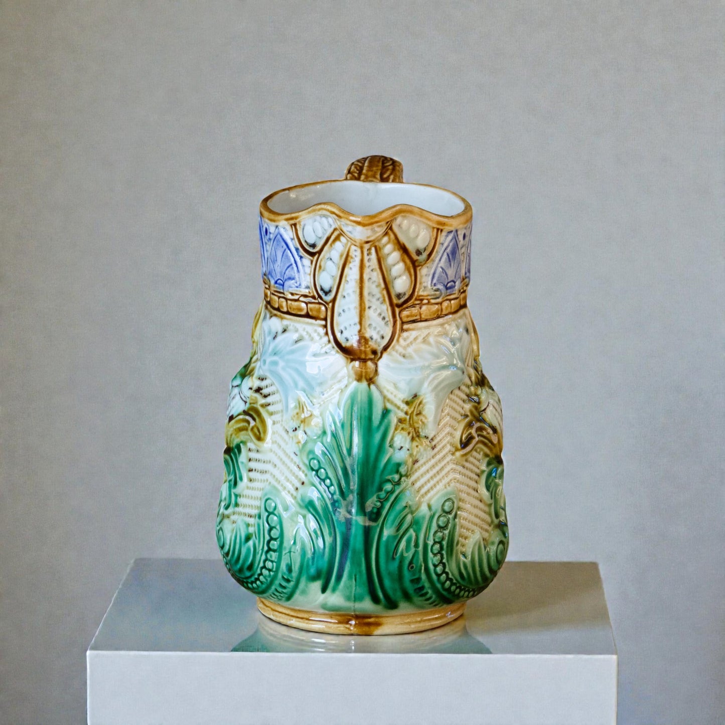 Pichet carafe XIXe siècle en barbotine de l'Est