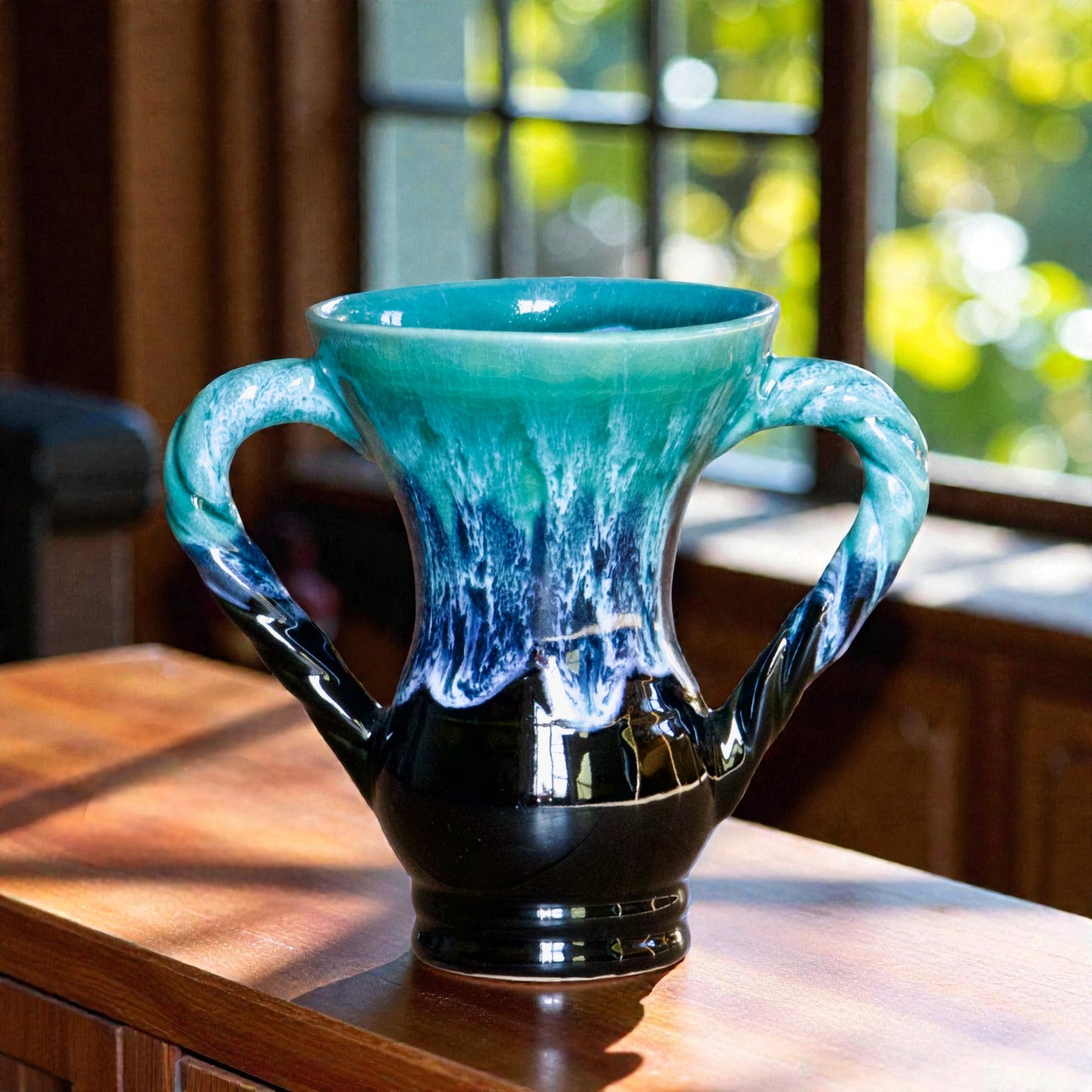 Vase amphore en grès émaillé flammé turquoise