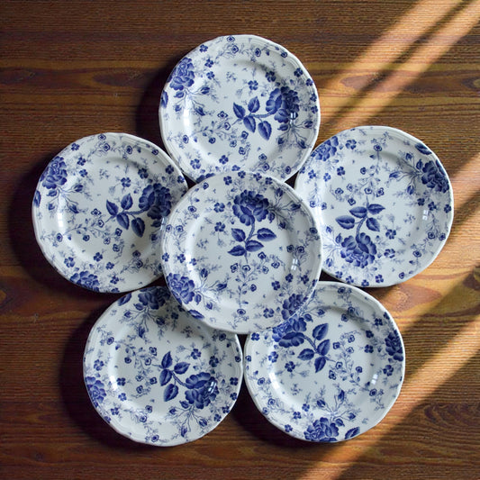 Assiettes à dessert italiennes signées Quadrifoglio, décor toile de Jouy