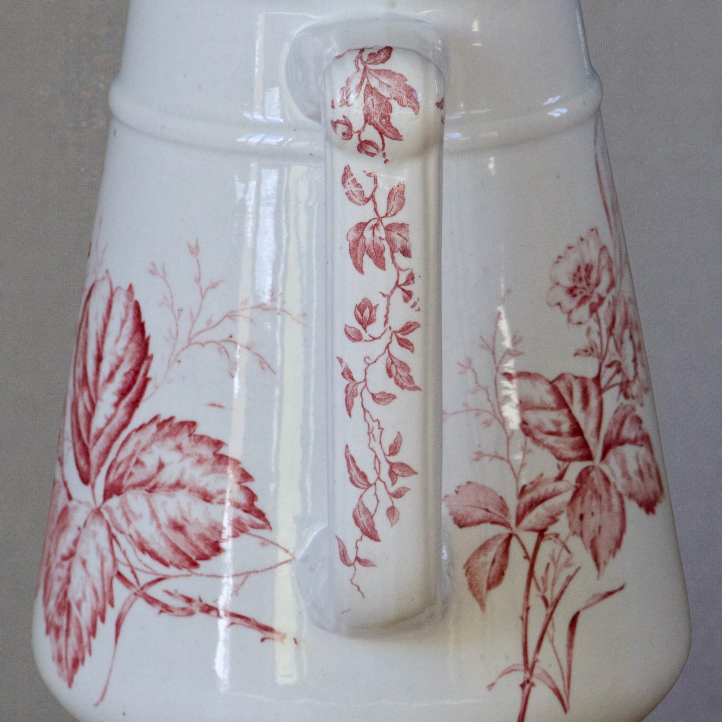 Grand broc ancien terre de fer rose XIXe Imperial Bonn