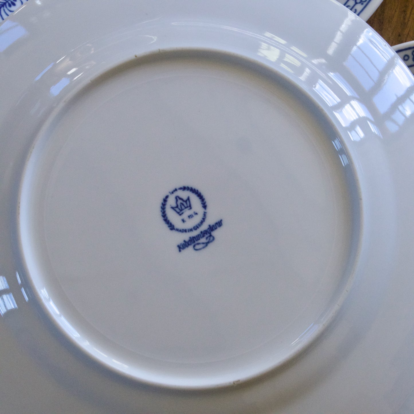 8 assiettes plates en porcelaine Kahla GDR