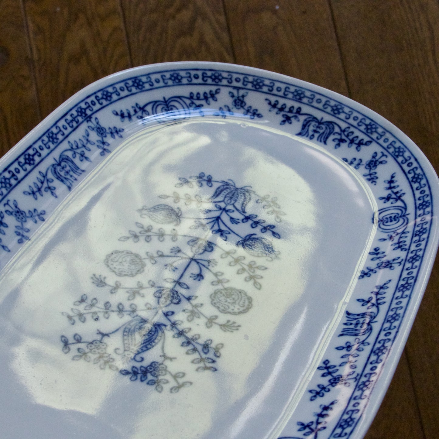 Plat ovale en porcelaine Kahla GDR