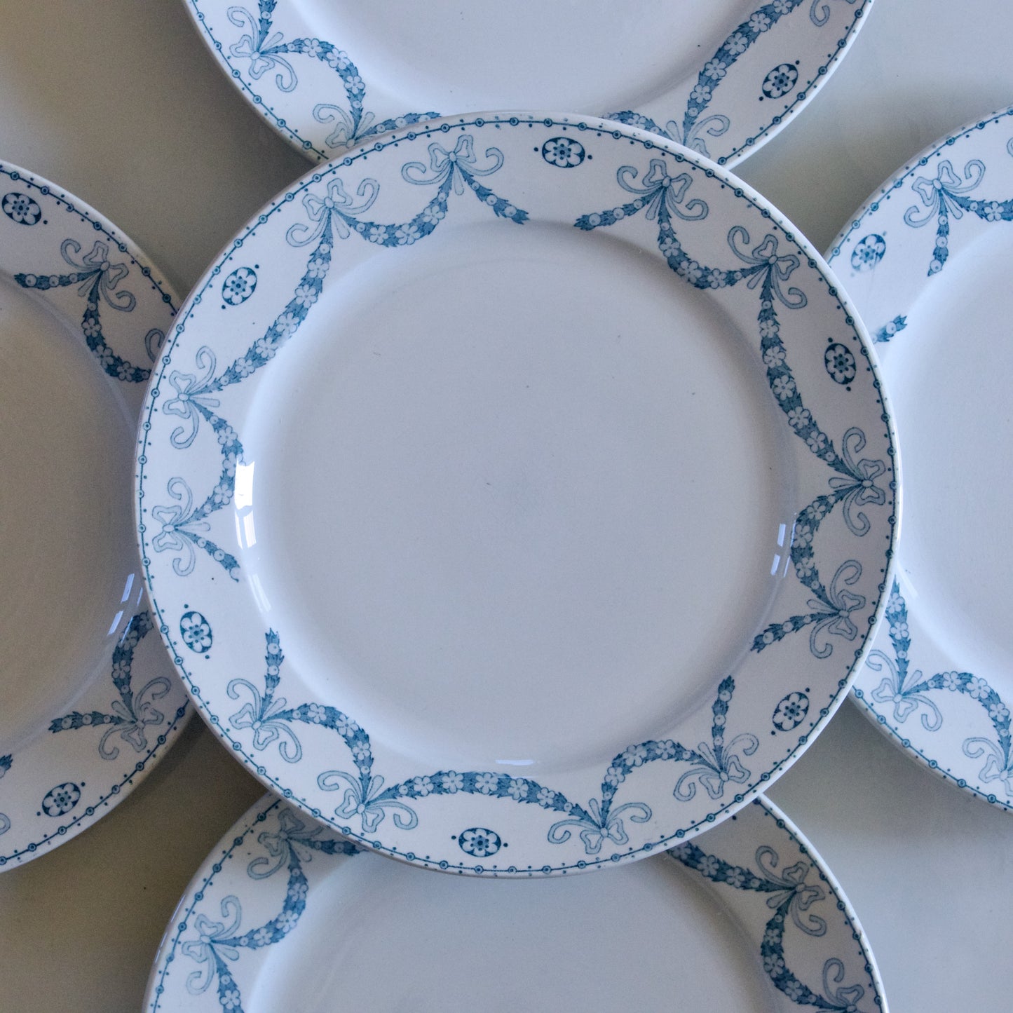 9 assiettes plates Sarreguemines "Juliana" - terre de fer