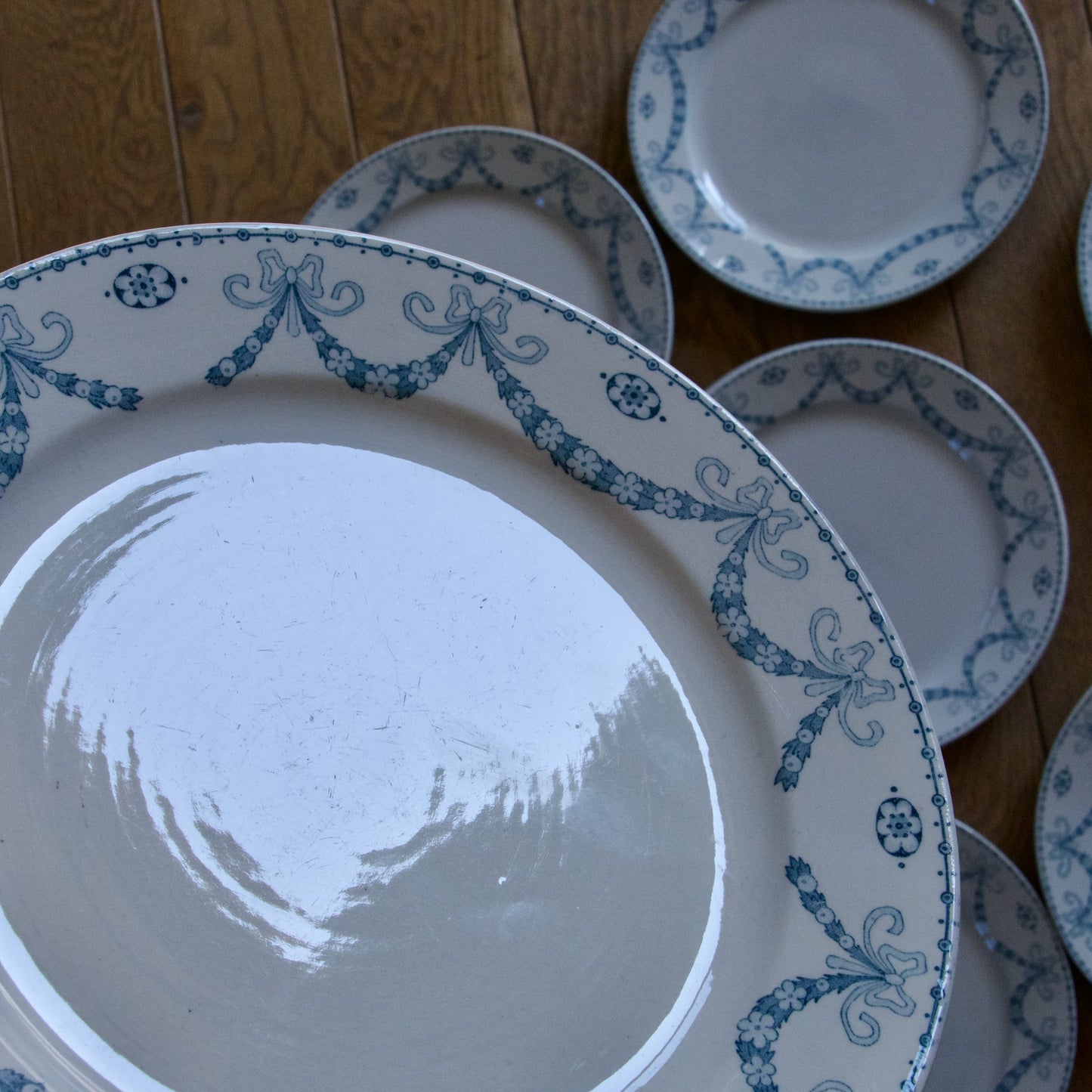 9 assiettes plates Sarreguemines "Juliana" - terre de fer