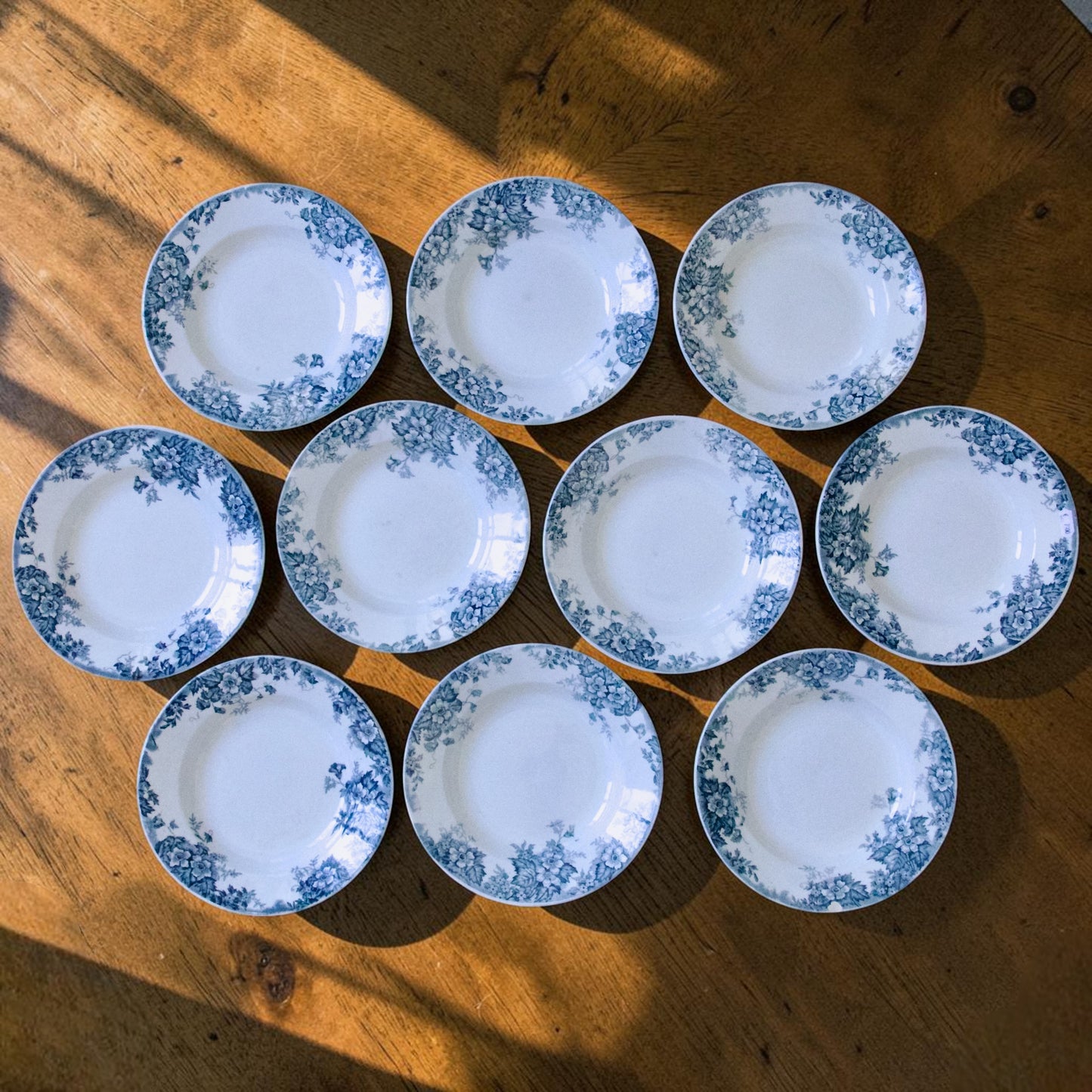 10 assiettes Moulin des Loups "Marie-Louise" - terre de fer