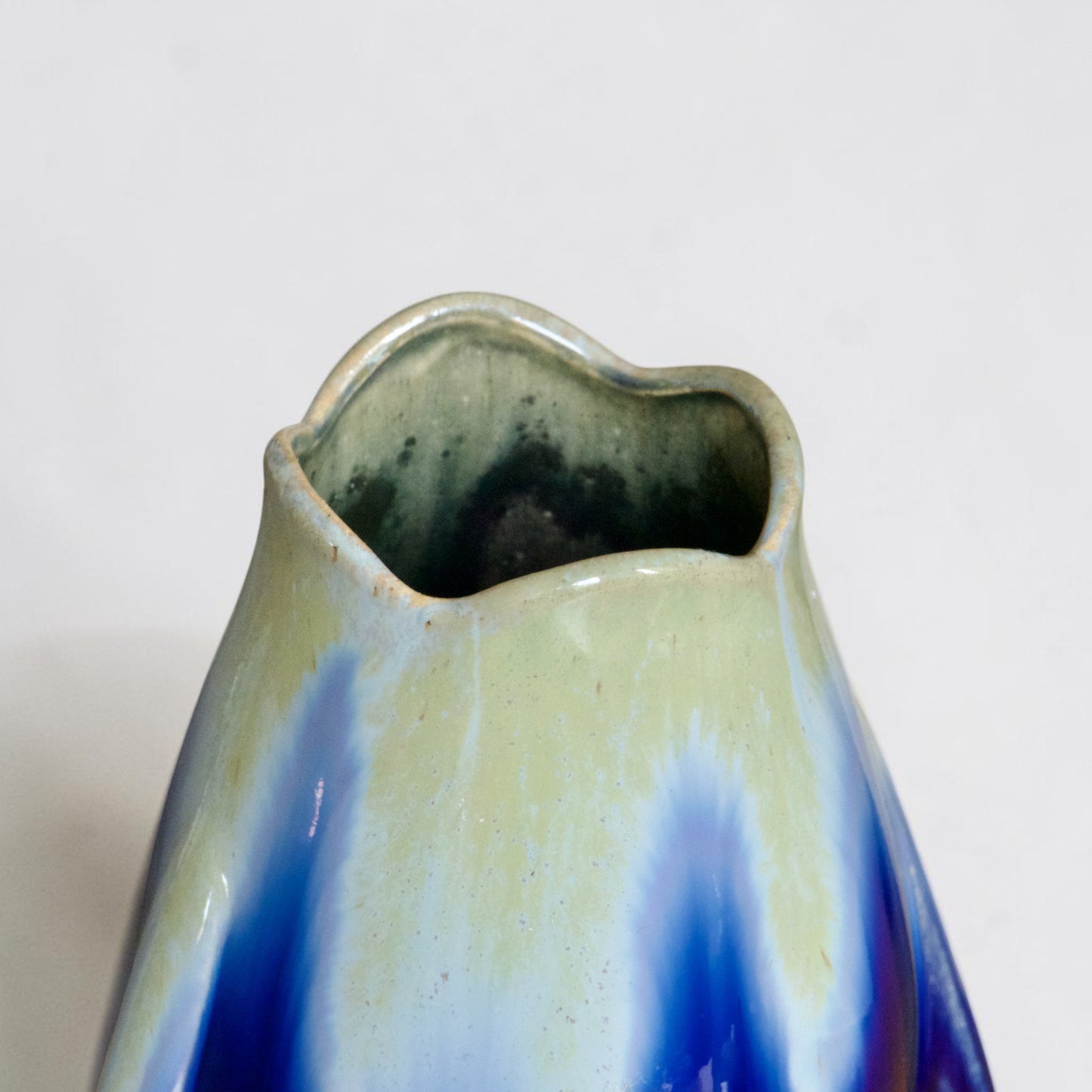 Grand vase Art Nouveau de Thulin en grès flammé émaillé
