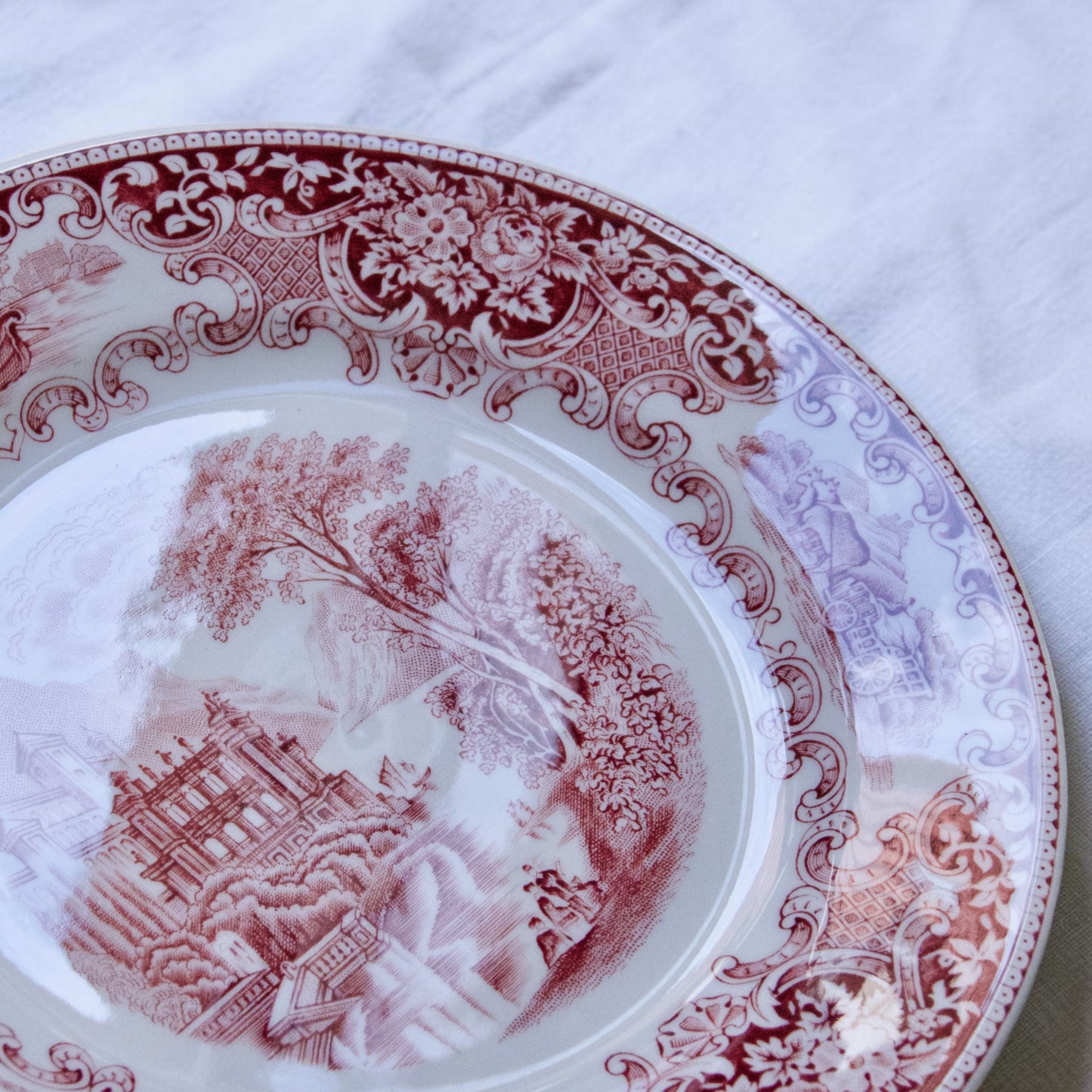 Assiettes hollandaises signées Maastricht collection "Old England"