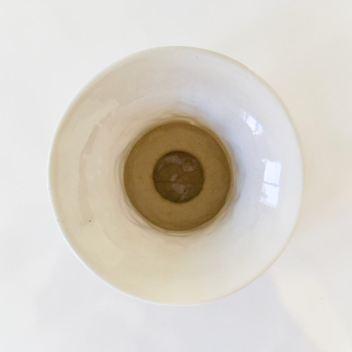 Vase relief fleuri signé CAB - Céramique d'Art de Bordeaux