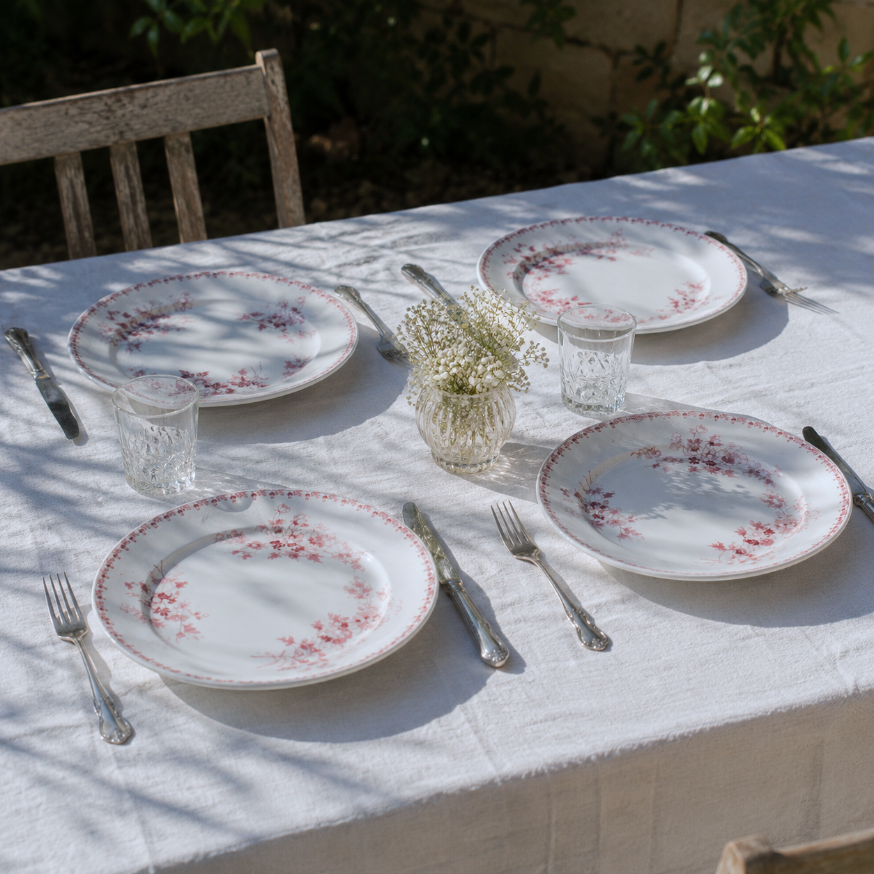 4 assiettes plates signées Maestricht collection "Toulouse" - terre de fer